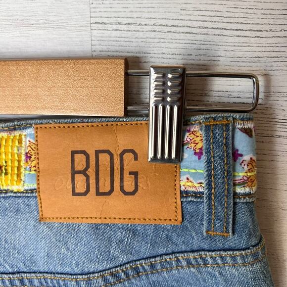 Urban Outfitters BDG Jeans Womens Size 24 Patchwork Flare Indigo Raw Hem Funky - Picture 13 of 16